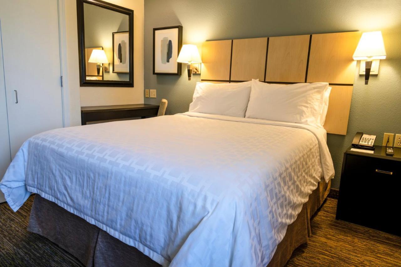 Candlewood Suites East Lansing By Ihg Exteriör bild