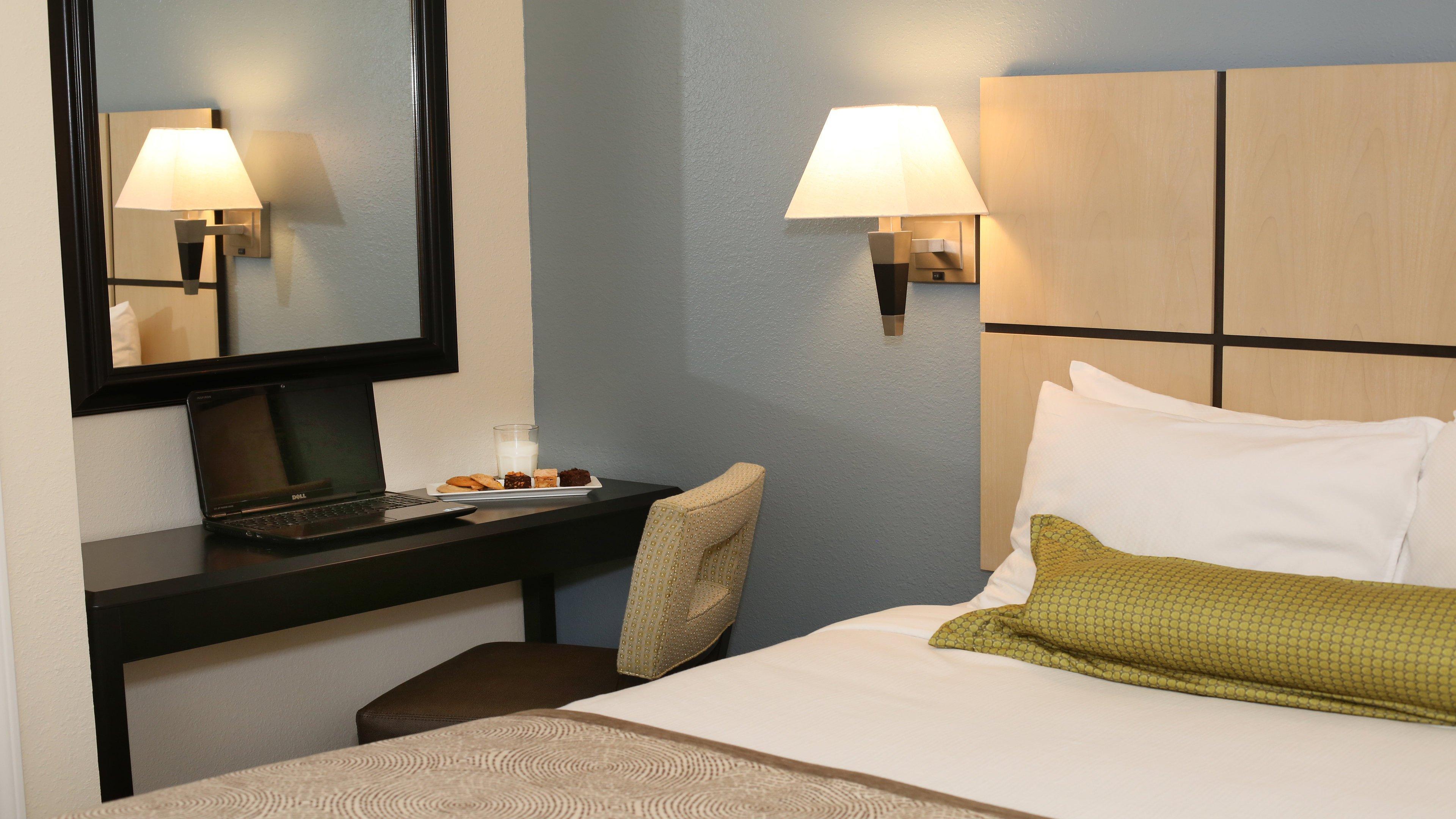 Candlewood Suites East Lansing By Ihg Exteriör bild