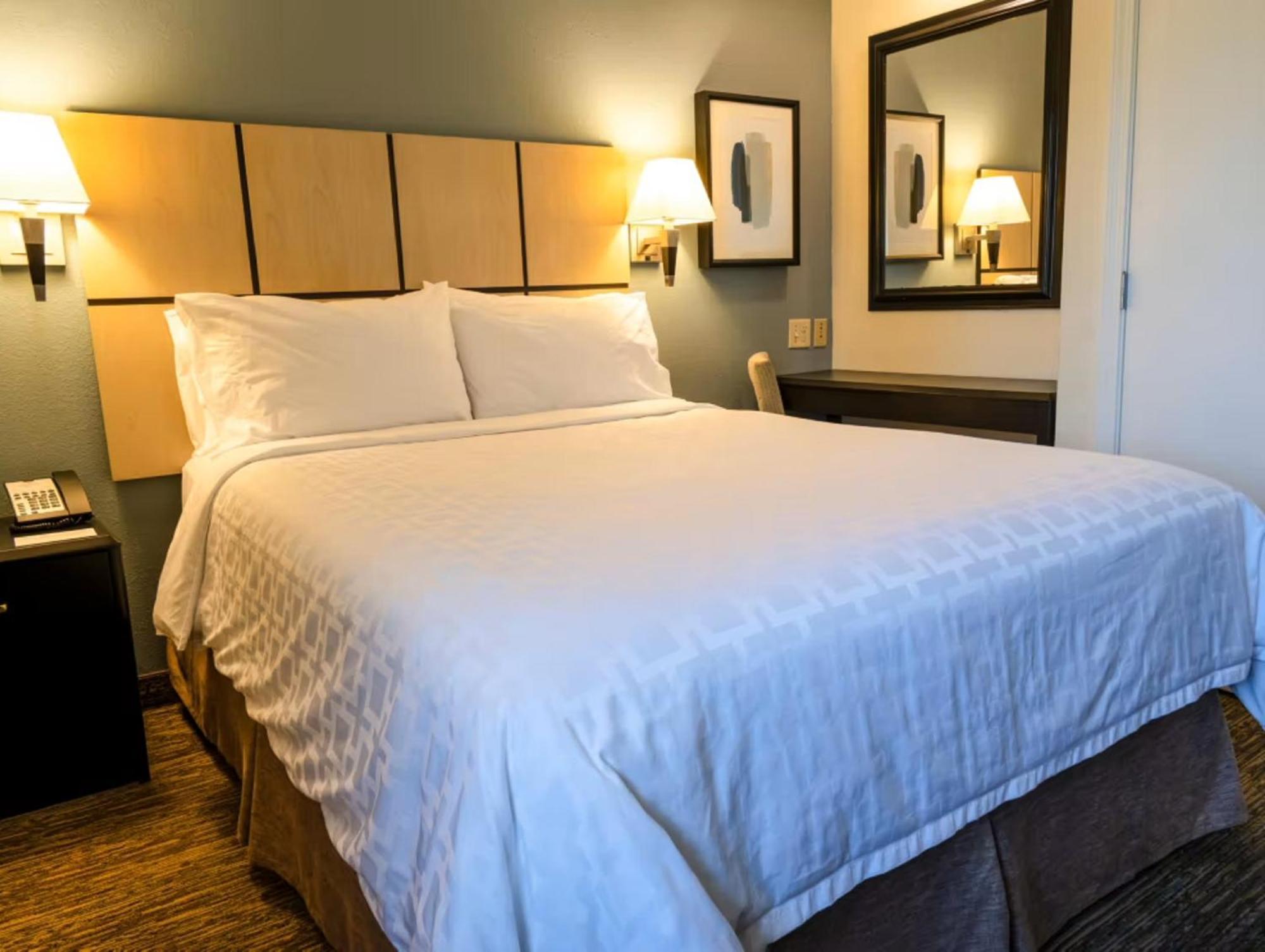 Candlewood Suites East Lansing By Ihg Exteriör bild